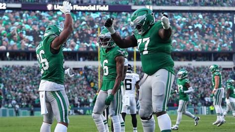 NFL Week 9 live updates, scores, highlights: Eagles survive Jags .